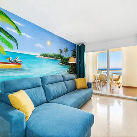 On The First Line Of The Sea With A View And Free Parking