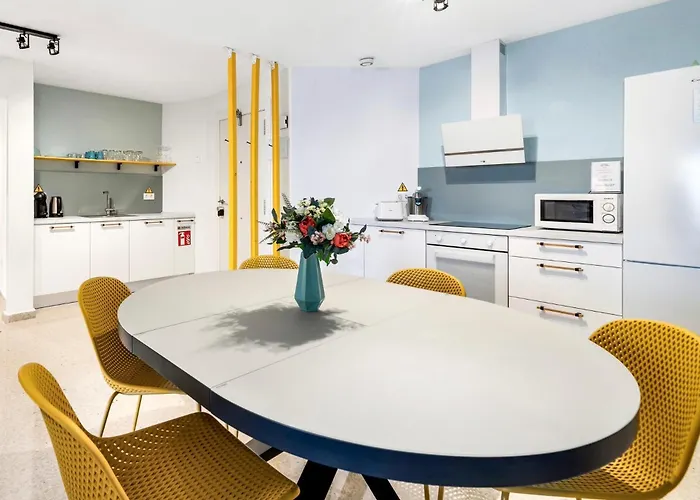 Apartamento On The First Line Of The Sea With A View And Free Parking *