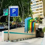 On The First Line Of The Sea With A View And Free Parking Apartamento *