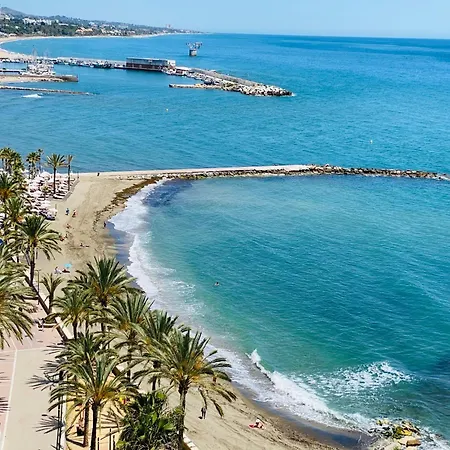 On The First Line Of The Sea With A View And Free Parking