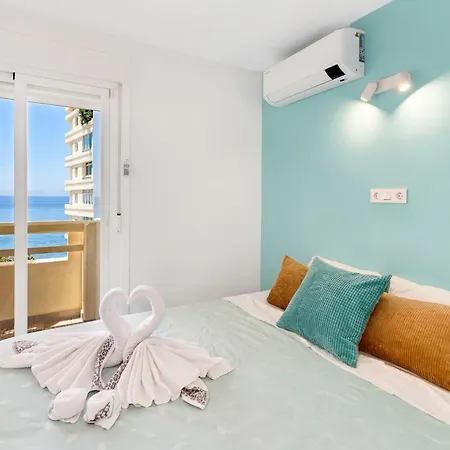 شقة On The First Line Of The Sea With A View And Free Parking *